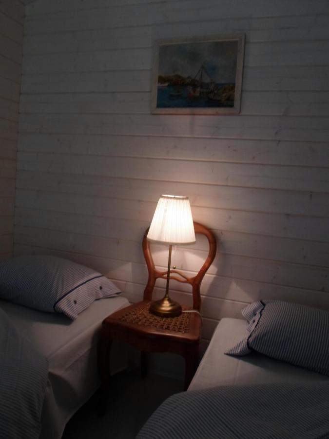 Tihase Puhkemajake Pärnu Extérieur photo