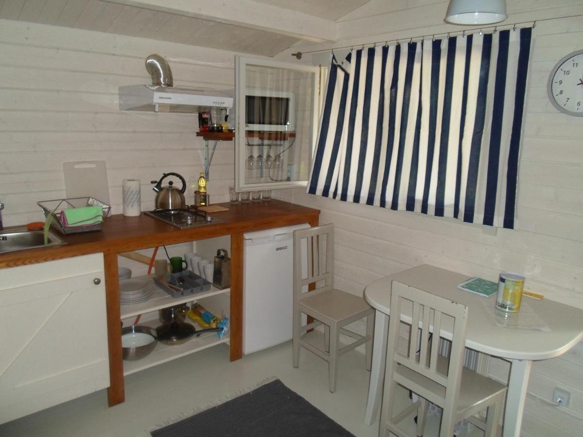 Tihase Puhkemajake Pärnu Extérieur photo